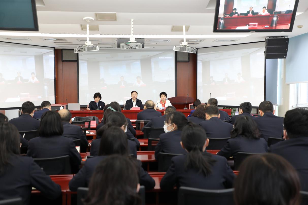 4月27日上午，北京市医疗保障执法总队组织开展线上培训会.jpg