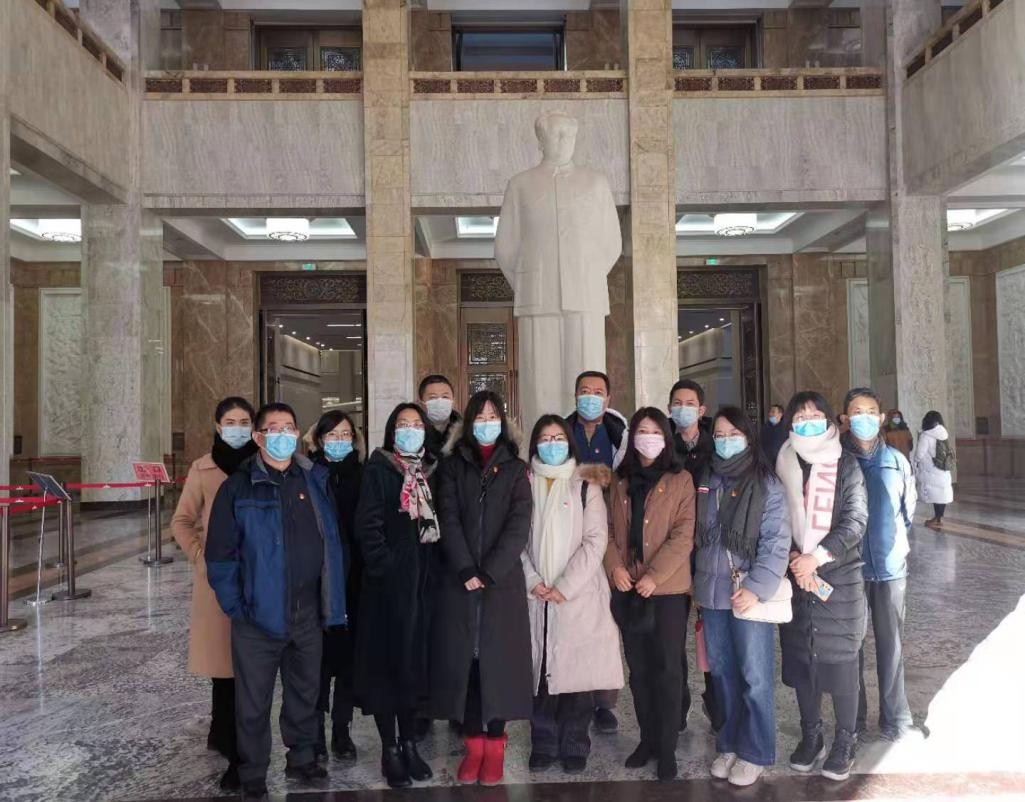 执法总队党支部赴中国人民革命军事博物馆开展主题党日活动-2.jpg